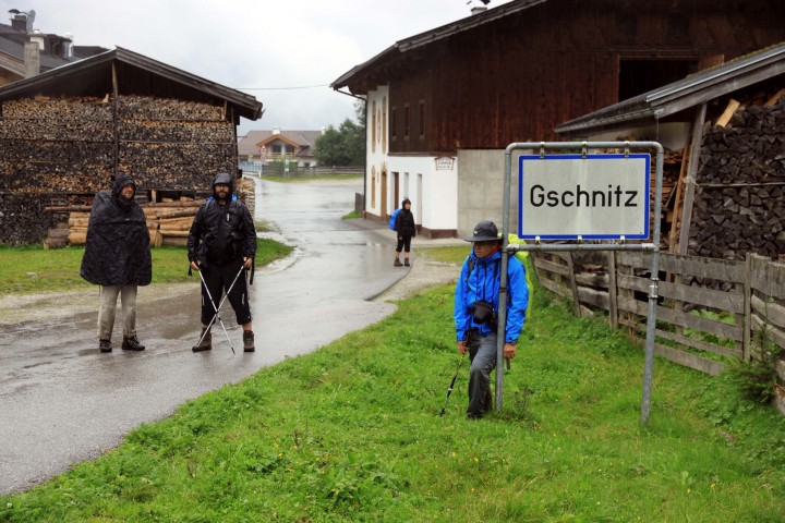 Ankunft im Regen