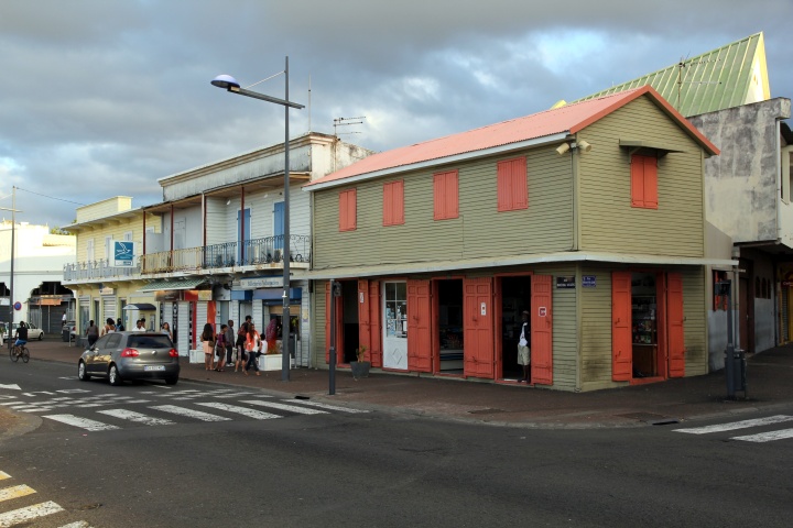 Aufbruch in Saint-Denis